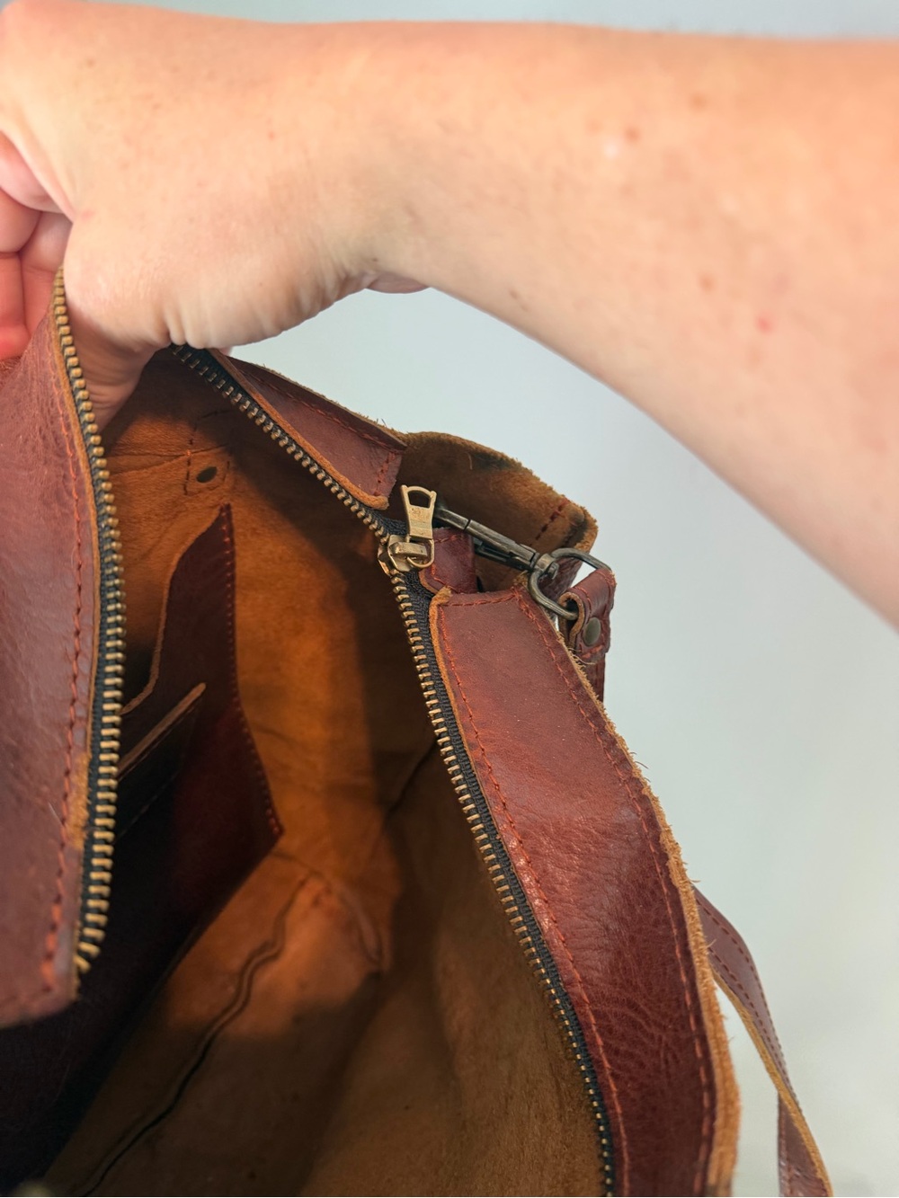 Portland Leather Goods Crossbody Tote in Nutmeg - Picture 8 of 13